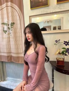 可甜可盐 深喉无敌 服务好 看似清纯 实则喷水女王