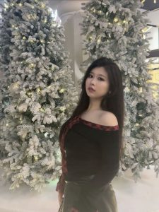 刚下海非常听话单纯的小美女